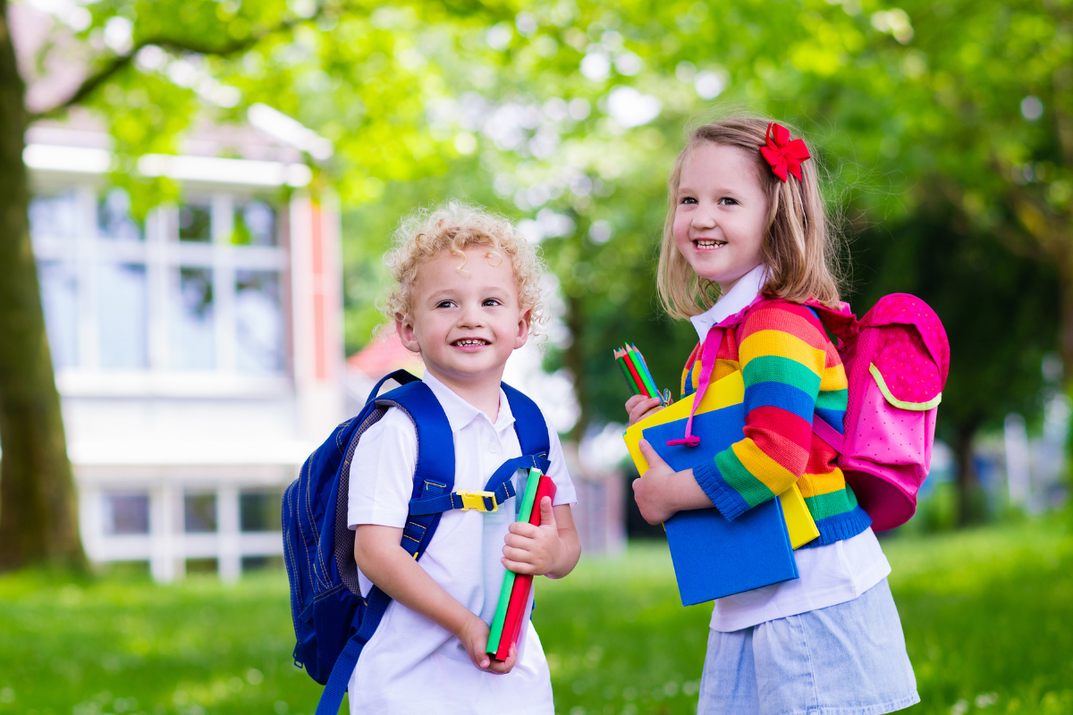 Children goes to school